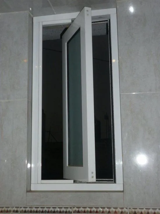 Custo Janela Pivotante